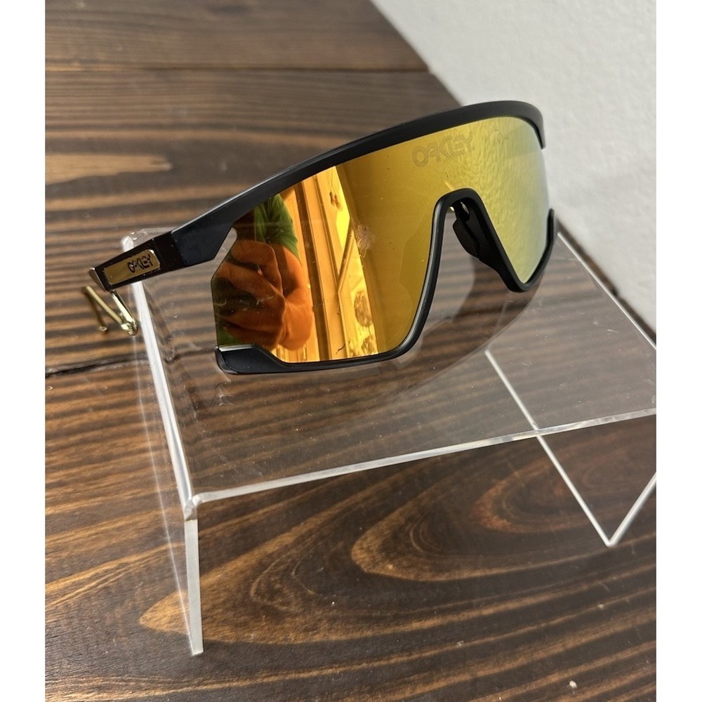 Oakley BXTR METAL Sunglasses OO9237-0139 Matte Black Frame W/ PRIZM 24K